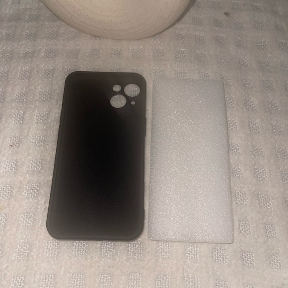 Mickey Mouse IPhone 13 Phone case - Picture 3 of 4